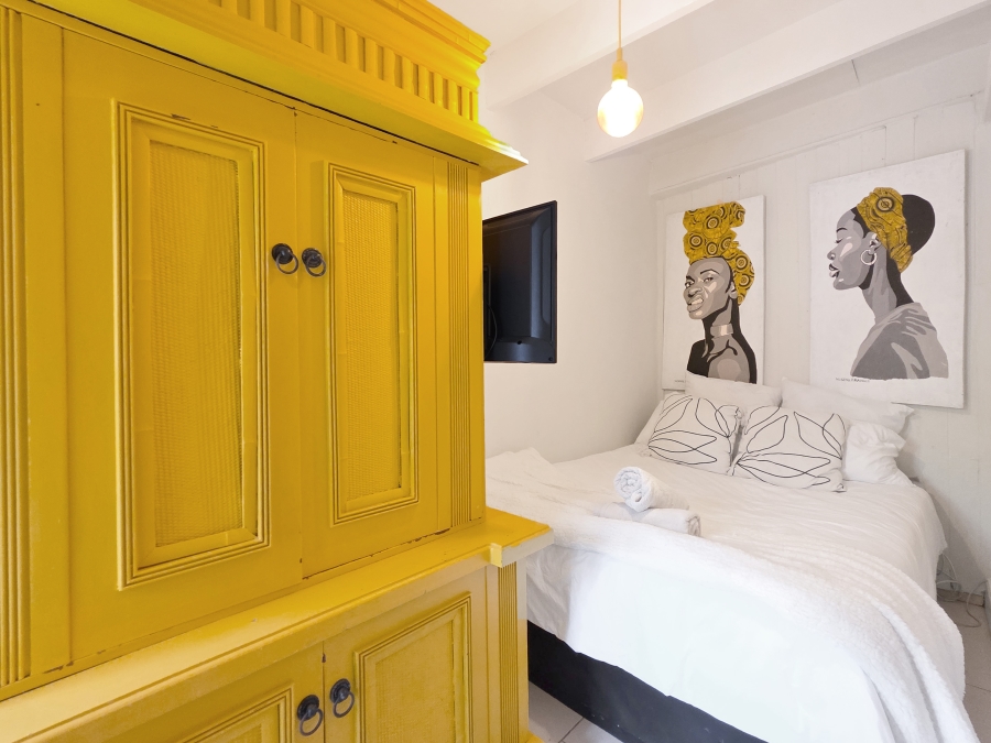 12 Bedroom Property for Sale in Camps Bay Western Cape